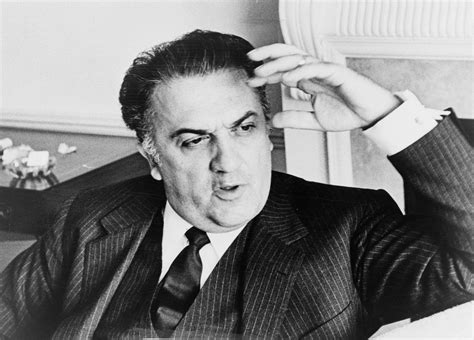 Federico Fellini Retrospective: A Celebration of Cinematic Genius!